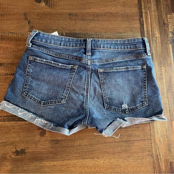 Abercrombie low rise jeans shorts - Picture 2 of 3